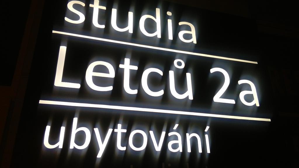 올로모우츠 Studia Letcu 2A 아파트 외부 사진
